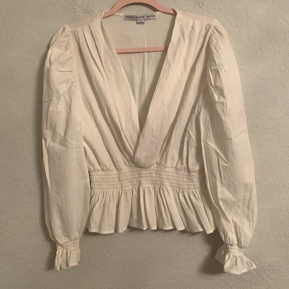 HYFVE White V-Neck Elastic Waist Ruffle Cotton Women's Top Size L
